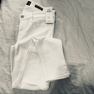 Hollister Low Rise Super Skinny • size 3S